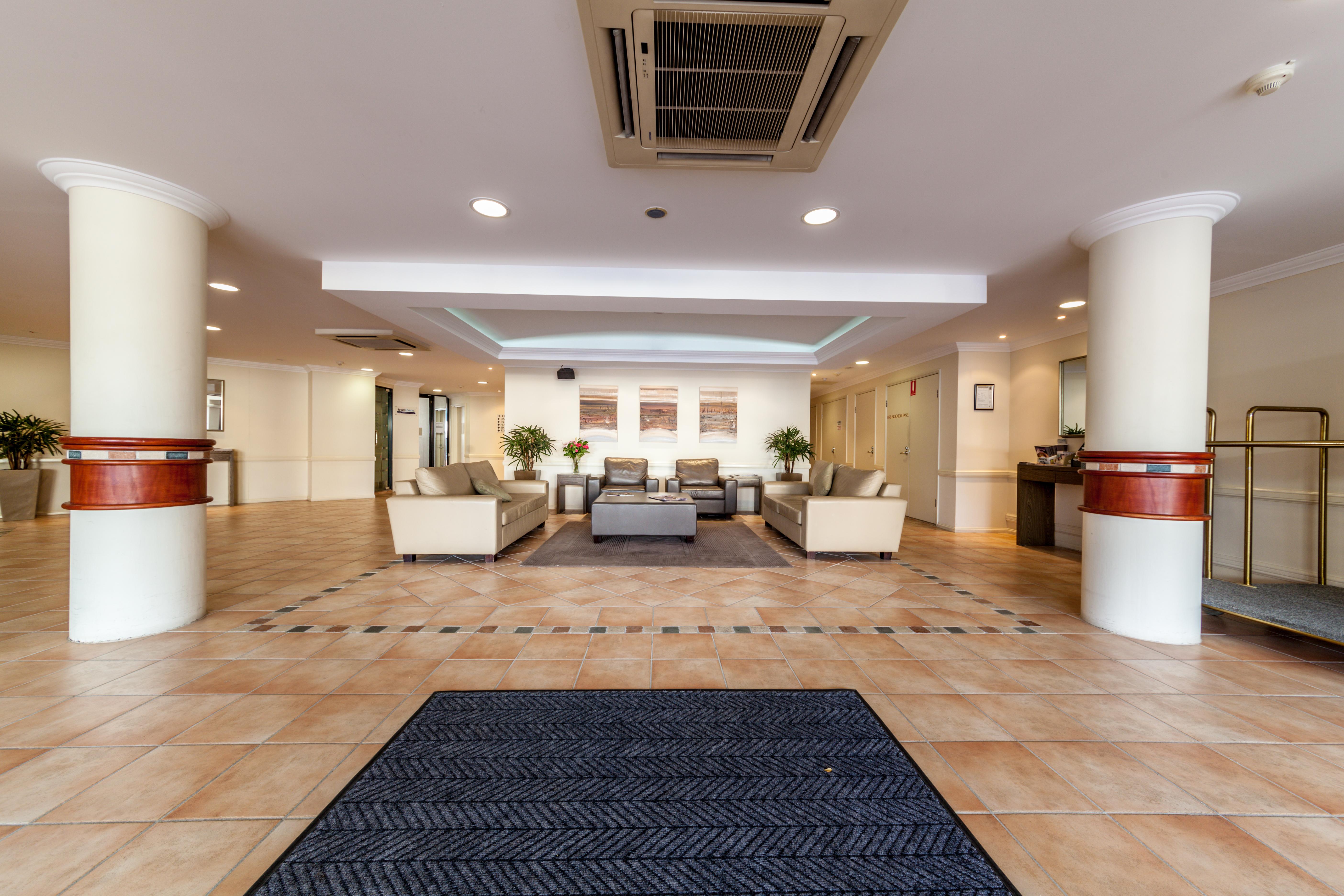 West End Central Apartments Μπρίσμπεϊν Εξωτερικό φωτογραφία